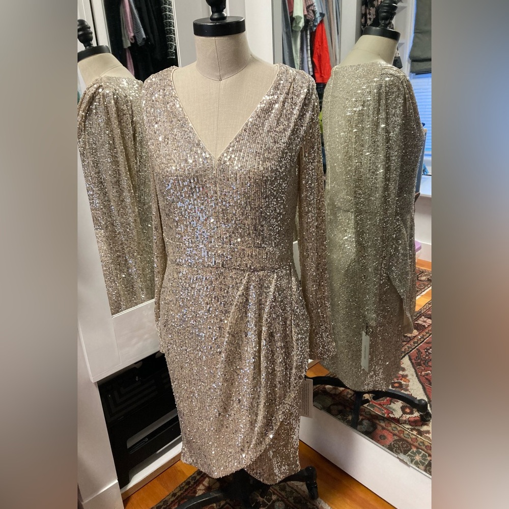 NWT - Calvin Klein Knee Length Sequin Cocktail Dress - Women’s Size 10